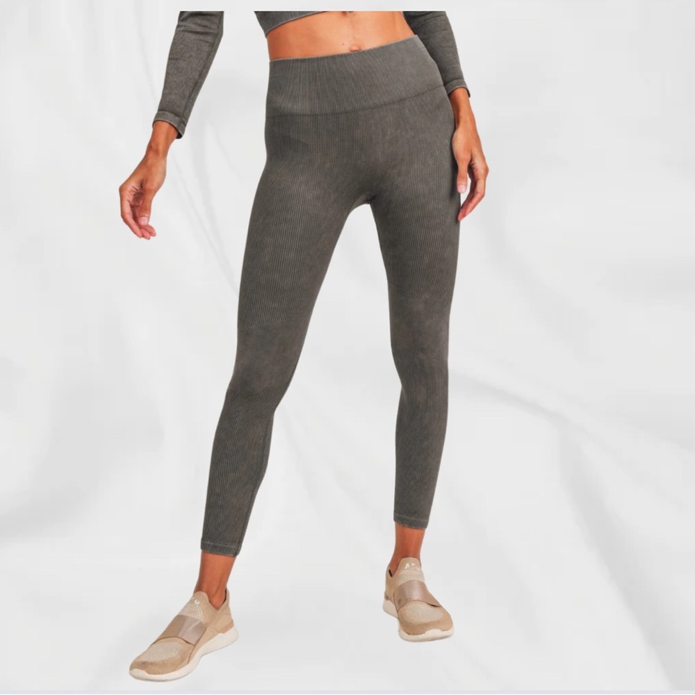 Mono B Olive Leggings